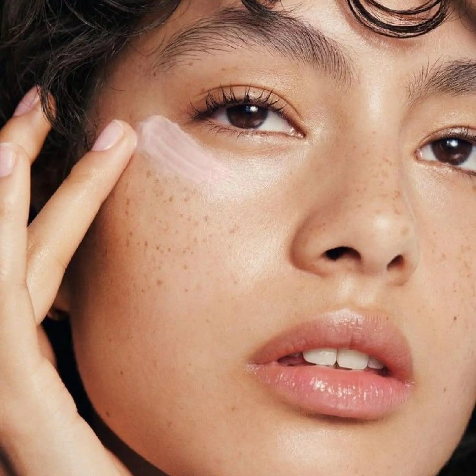 Viva Concealing Cream